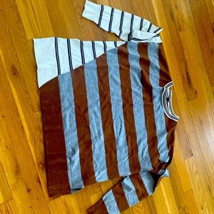 NWOT attitudes by Renee sweater sz large